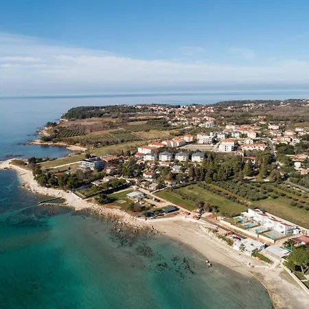 Seaside & Golf Apartment *